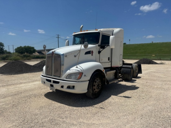 2016 KENWORTH T660 SLEEPER