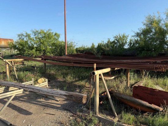SUCKER RODS W/2 PIPE RACKS