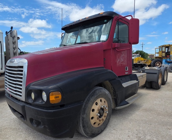 2007 FREIGHTLINER CST120 DAYCAB