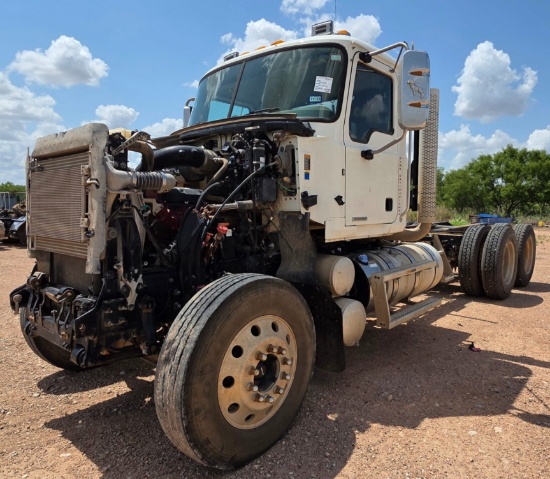 2019 MACK P164T DAYCAB