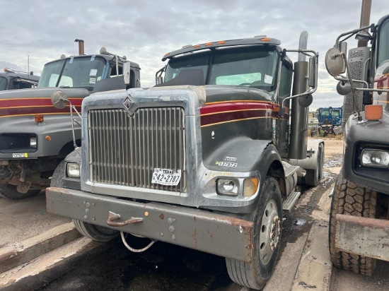 2005 INTERNATIONAL 9900I