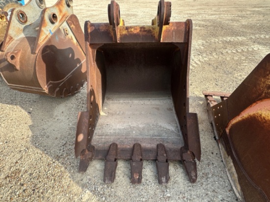 CB 48 TOOTH EXCAVATOR BUCKET