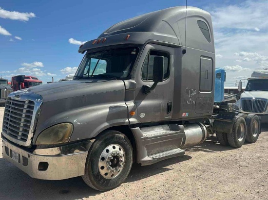 2012 FREIGHTLINER CASCADIA
