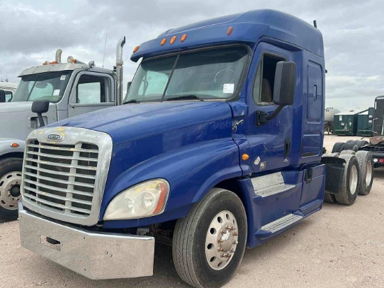 2015 FREIGHTLINER CASCADIA(INOPERABLE)