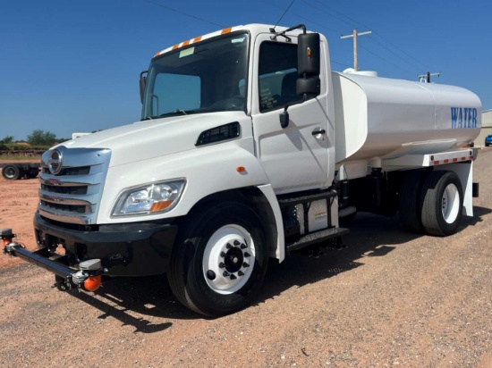 2013 HINO 338