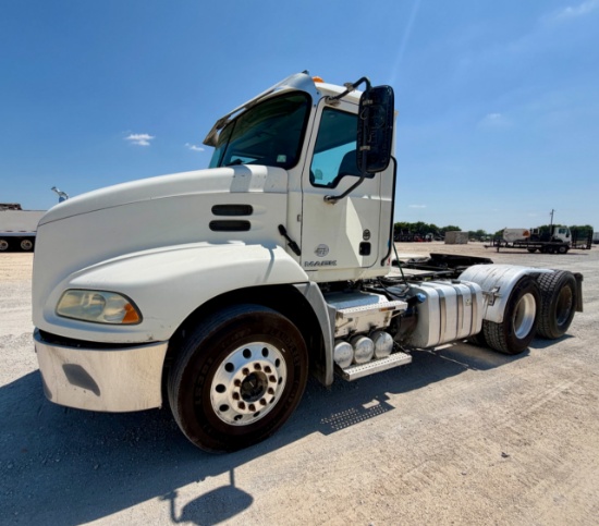 2018 Mack Cxu613 Day Cab