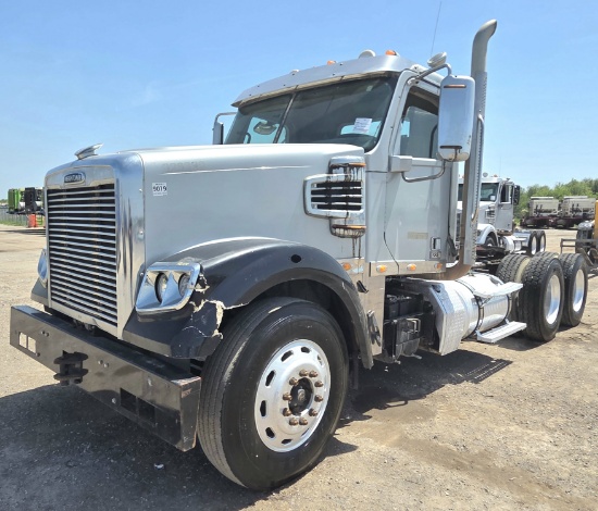 2015 Freightliner Coronado 122sd Daycab Truck