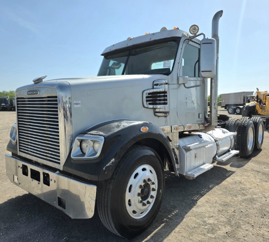 2012 Freightliner Coronado 122sd Daycab Truck