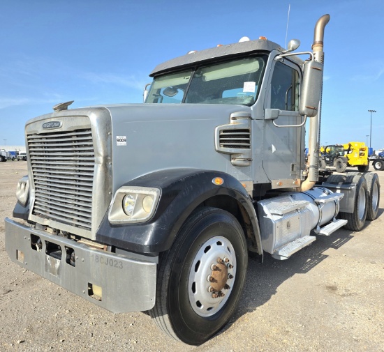 2011 Freightliner Coronado 122sd Daycab Truck