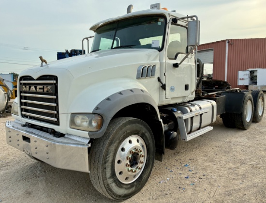 2020 Mack Granite
