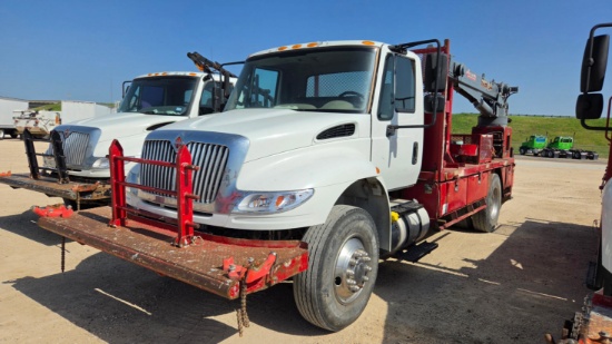 2018 International 4300 Crane Truck