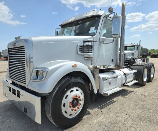 2015 Freightliner Coronado 122sd Daycab Truck