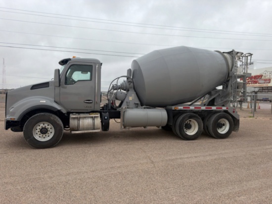 2016 Kenworth T880 Mixer Truck