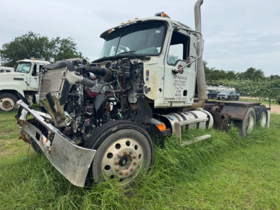 2013 Mack Chu Pinnacle (Inoperable)