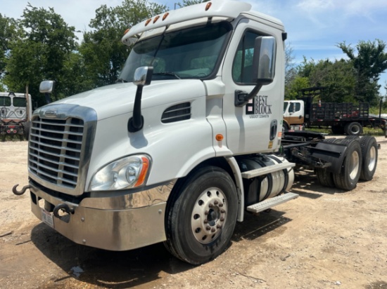 2014 Freightliner Cascadia