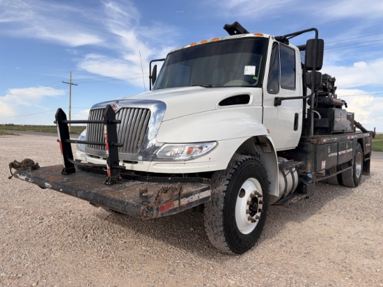 2016 International Durastar 4300 Roustabout Truck