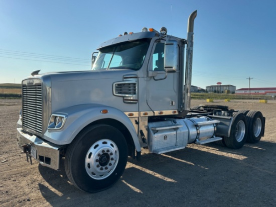 2015 FREIGHTLINER CORONADO 122 SD