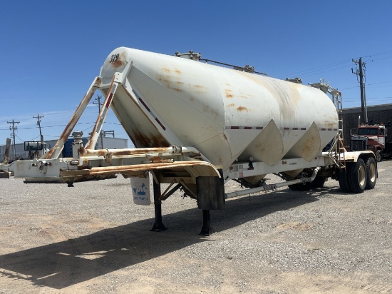 1988 Fruehauf Pneumatic Trailer