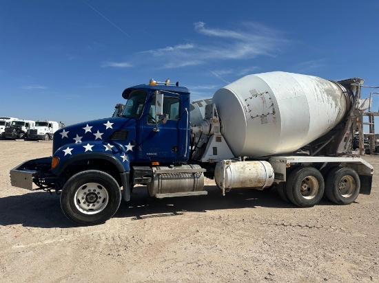 2005 Mack Cv713 Mixer Truck