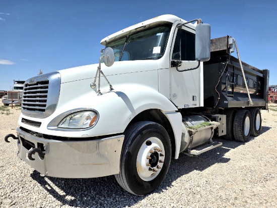 2008 Freightliner Columbia 120 Daycab Dump Truck