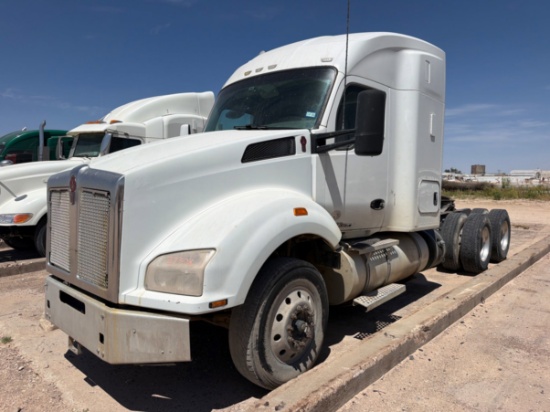 2015 Kenworth T880(Inoperable)