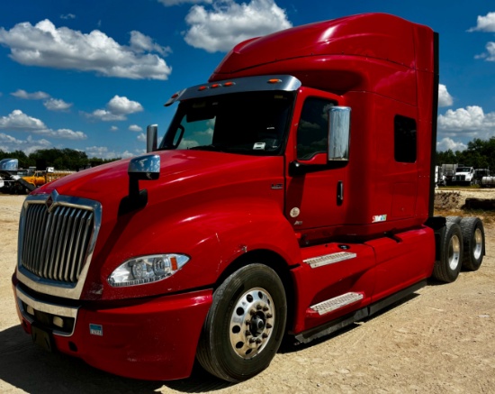 2019 International Lt625 High Top Sleeper