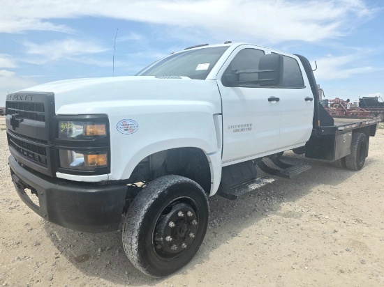 2022 CHEVROLET SILVERADO 5500HD FLATBED TRUCK