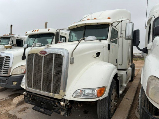 2012 PETERBILT 386 (INOPERABLE)