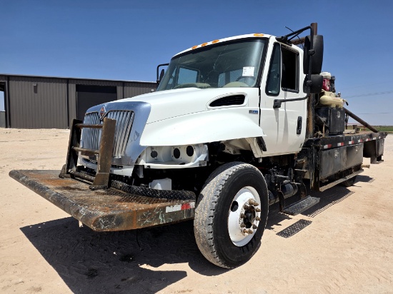 2015 International Durastar 4300 Roustabout Truck (Inoperable)