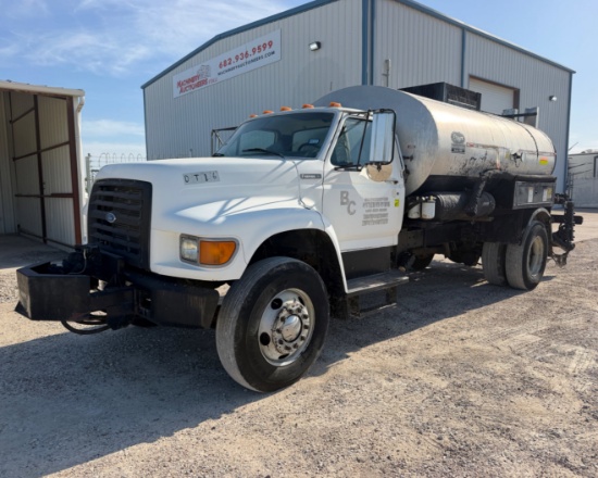 1995 Ford F800 Asphalt Distributor Truck