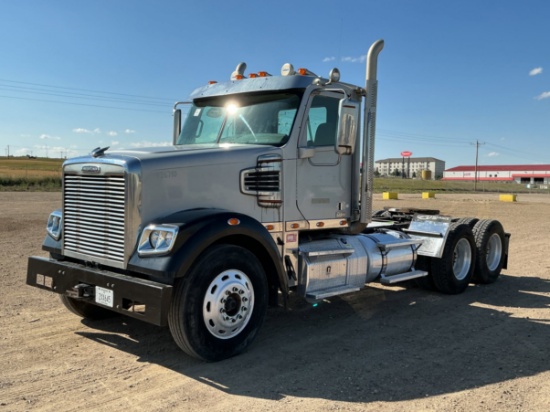 2015 FREIGHTLINER CORONADO 122 SD