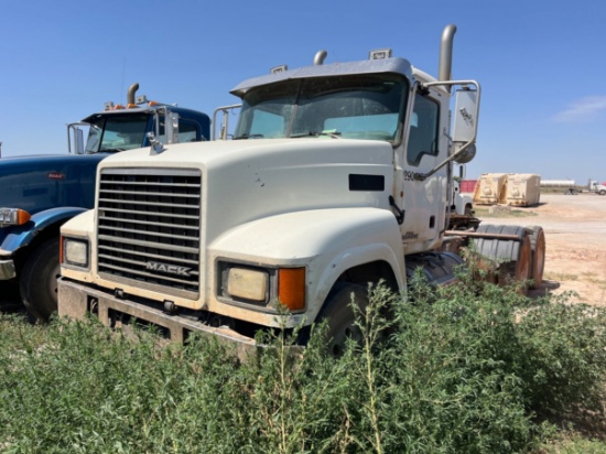 2013 Mack Chu613 Day Cab
