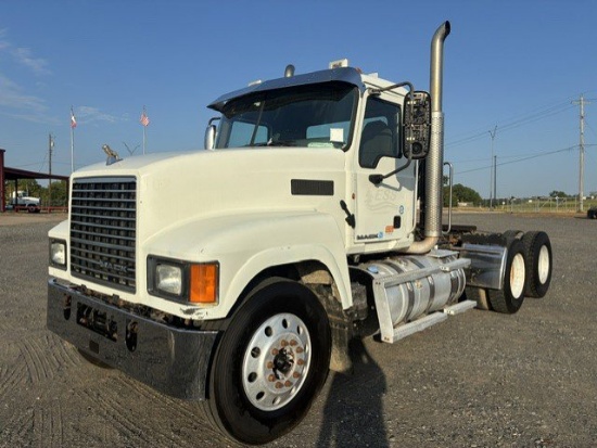 2013 MACK CHU613 DAYCAB TRUCK