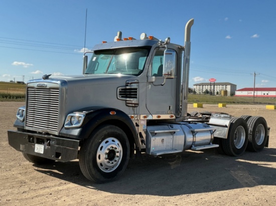2015 FREIGHTLINER CORONADO 122 SD