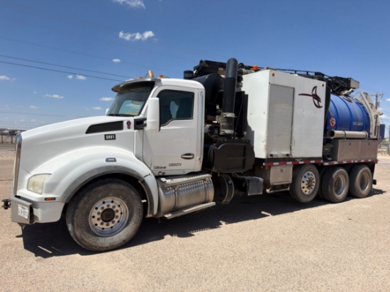 2019 Kenworth T880 Hydro Vac