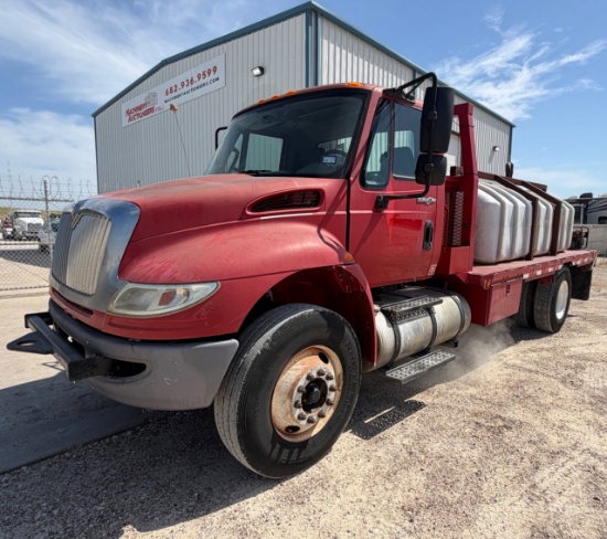 2011 INTERNATIONAL DURASTAR 4400 WATER TRUCK