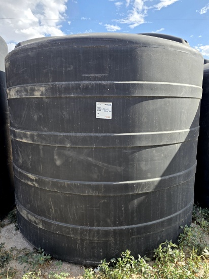 2500 Gallon Poly Tank