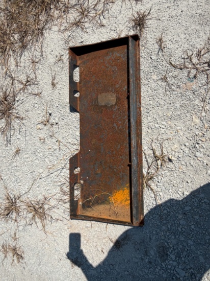 SKID PLATE
