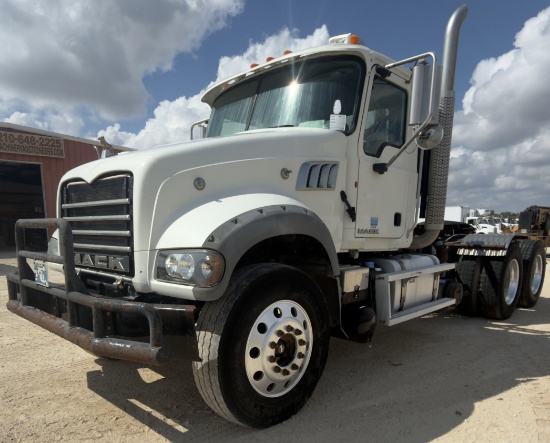 2012 Mack Gu Series