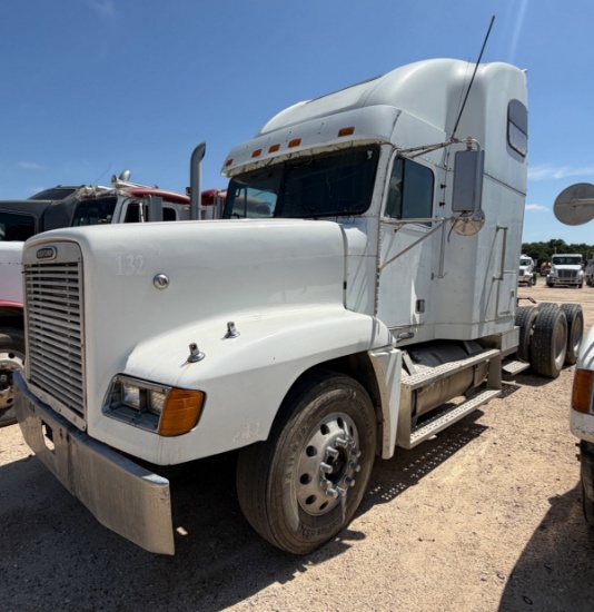 2000 Freightliner Fld120 Sleeper (Inoperable)