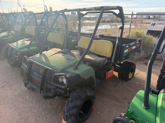 John Deere Gator