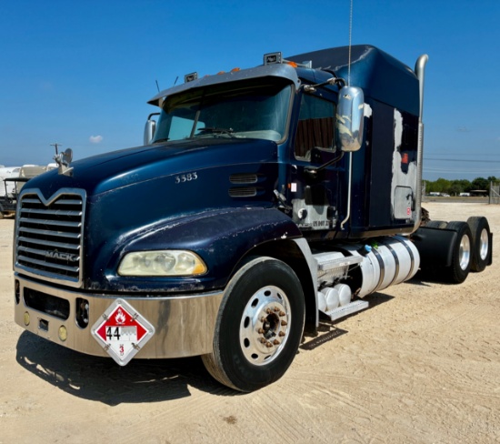 2012 Mack Pinnacle Sleeper