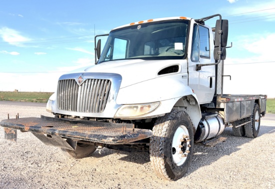 2012 International Durastar 4300 Roustabout Truck