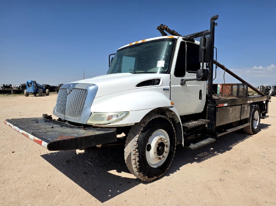 2012 International Durastar 4300 Roustabout Truck