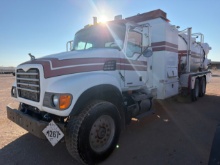2009 MACK CV700 HOT OILER