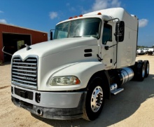 2013 MACK PINNACLE MID-ROOF SLEEPER (INOPERABLE)