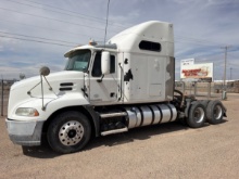 2012 MACK PINNACLE