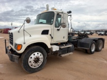 2007 MACK CV713