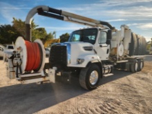 2015 FREIGHTLINER 108 SD CAMEL COMBINATION SEWER CLEANER / JET-VAC