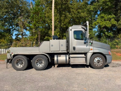 2019 Freightliner Cascadia Mobile Truck Mover